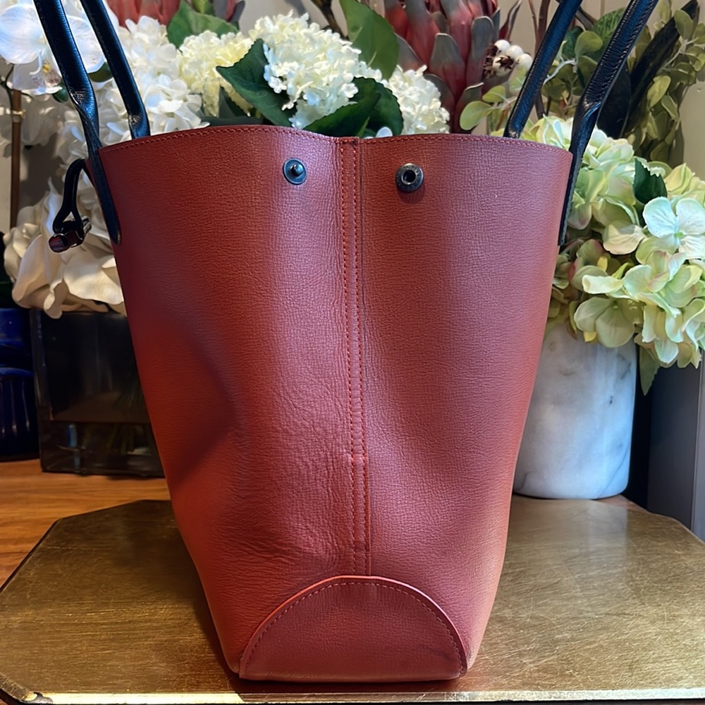 Longchamp Roseau Reversible Leather Tote Bag - Picture 10 of 16